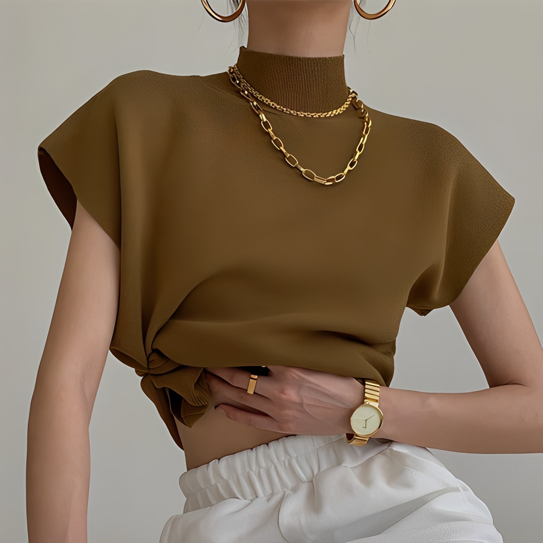 Rhea - Stylowy top z półgolfem