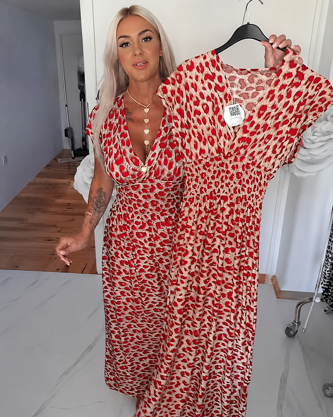 Dyshelle - Stylowa sukienka boho z dekoltem w serek