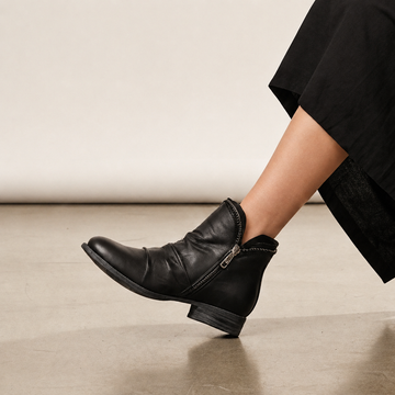 Julie - Stylowe Buty z Zamkiem