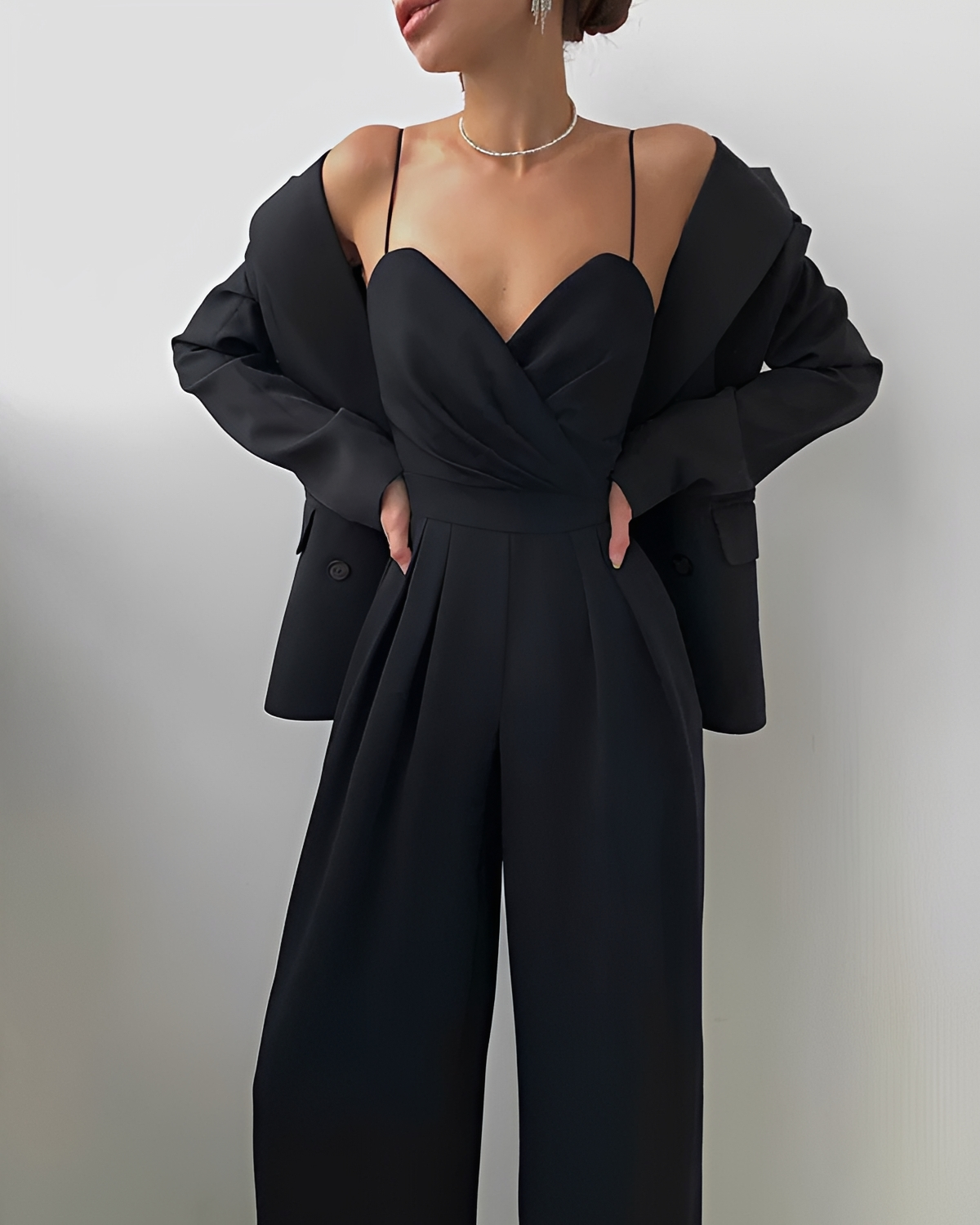 Rebecca - Stylowy i Elegancki Kombinezon