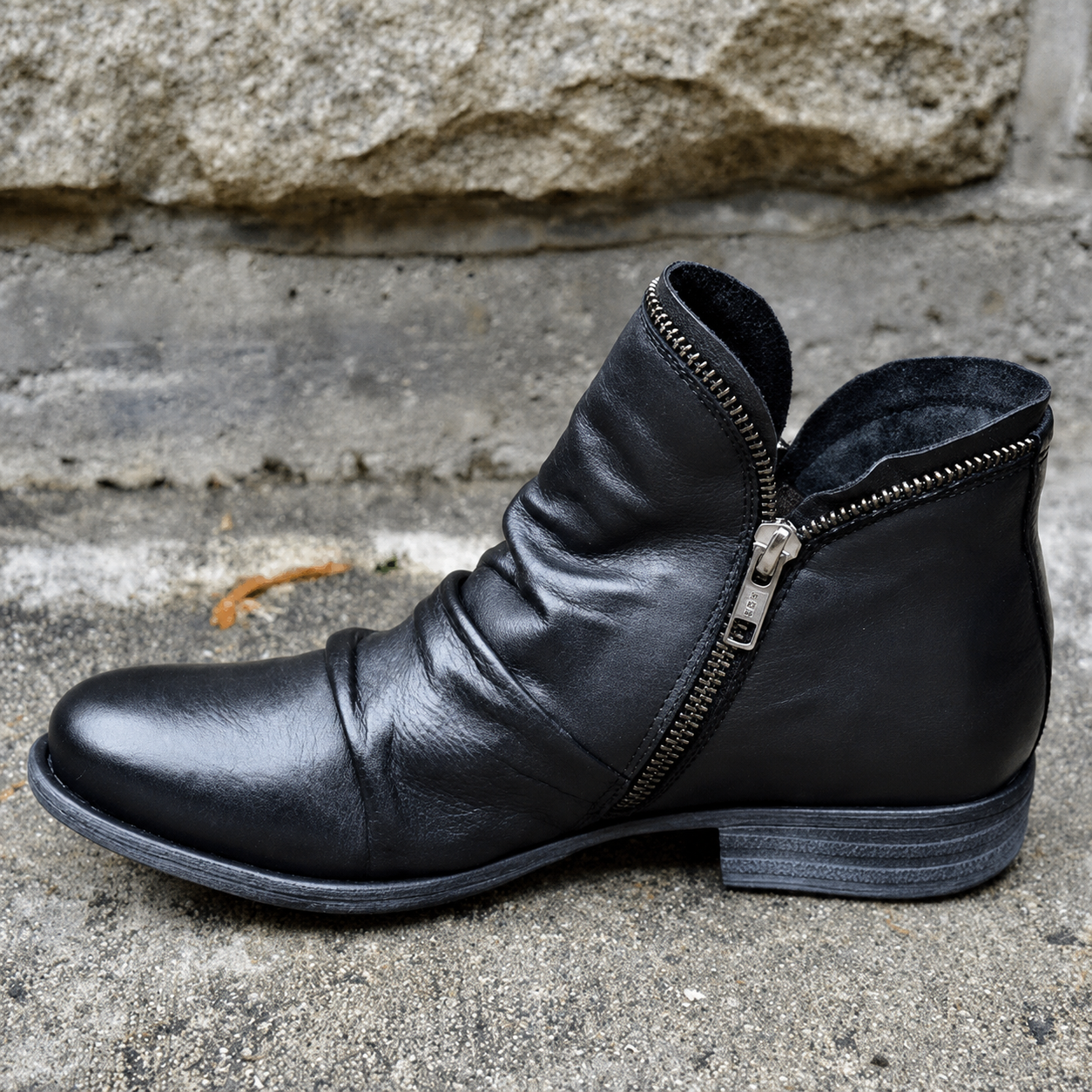 Julie - Stylowe Buty z Zamkiem