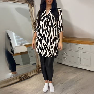 Desiree - Modna bluzka z dekoltem w serek