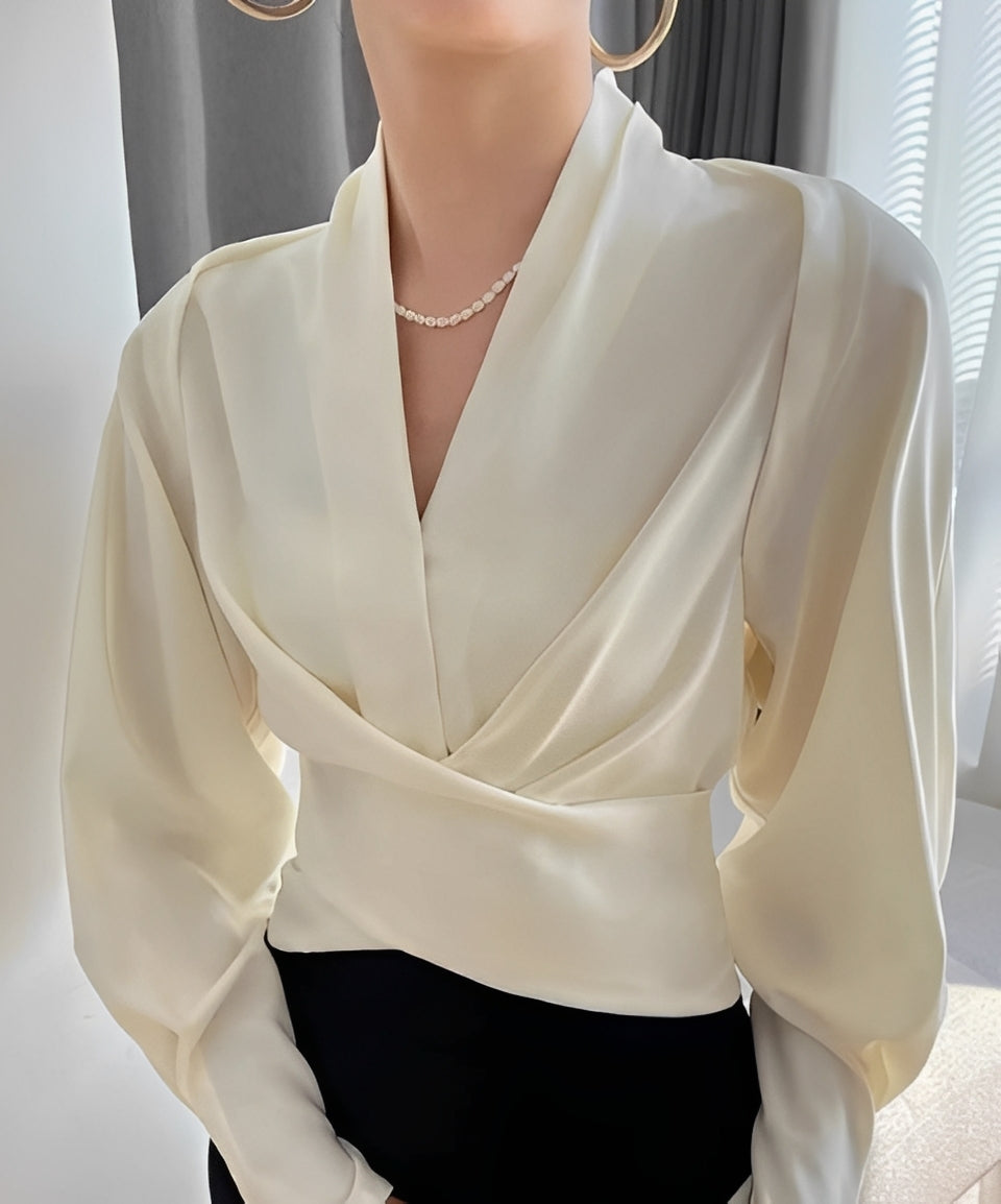 Isabel - Elegancki top z dekoltem w serek