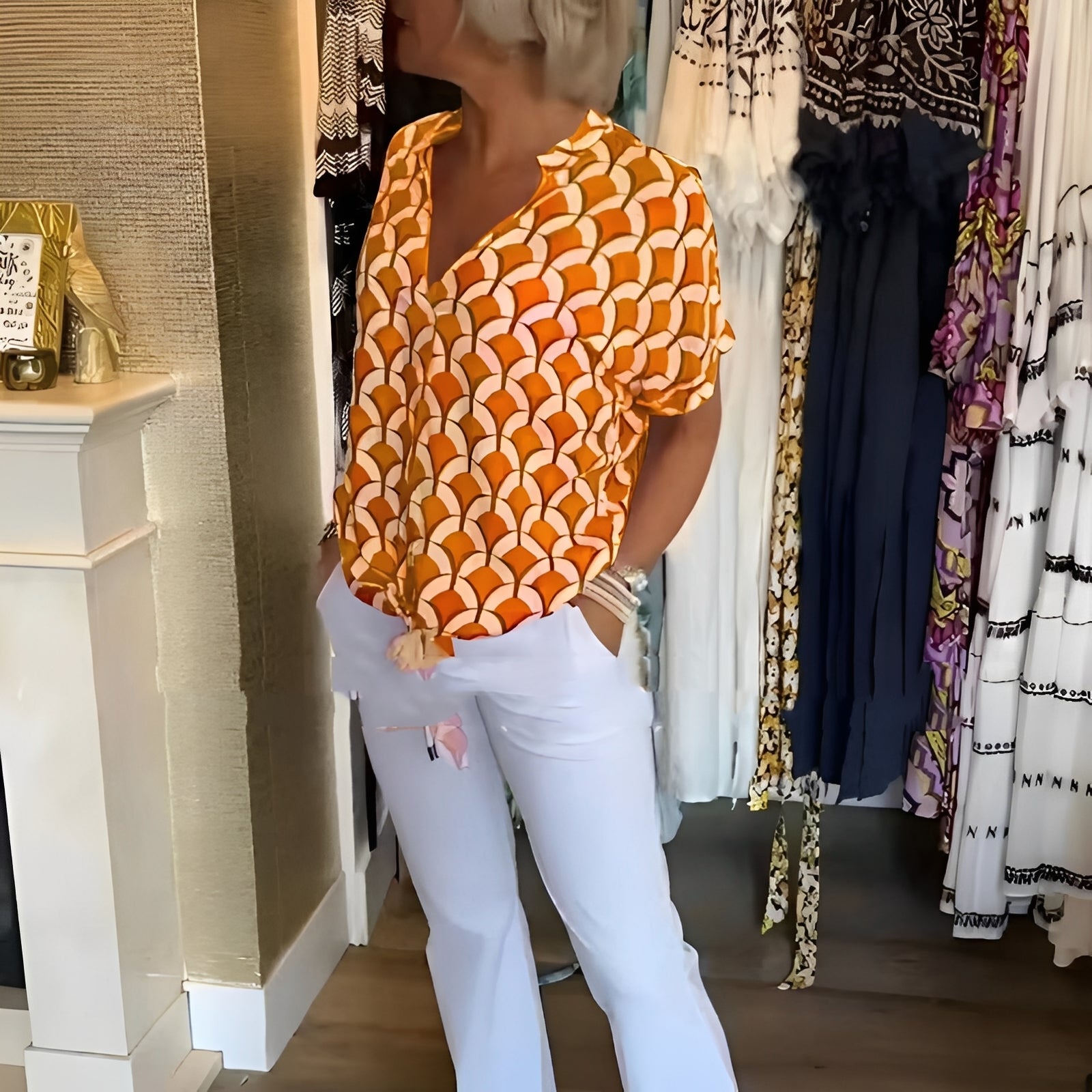 Leona - Stylowy top z nadrukiem dla kobiet