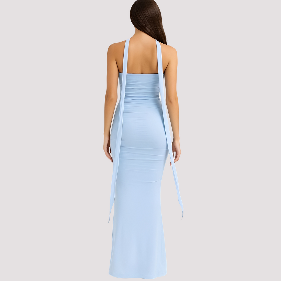 Antonia - Elegancka dopasowana sukienka z chokerem