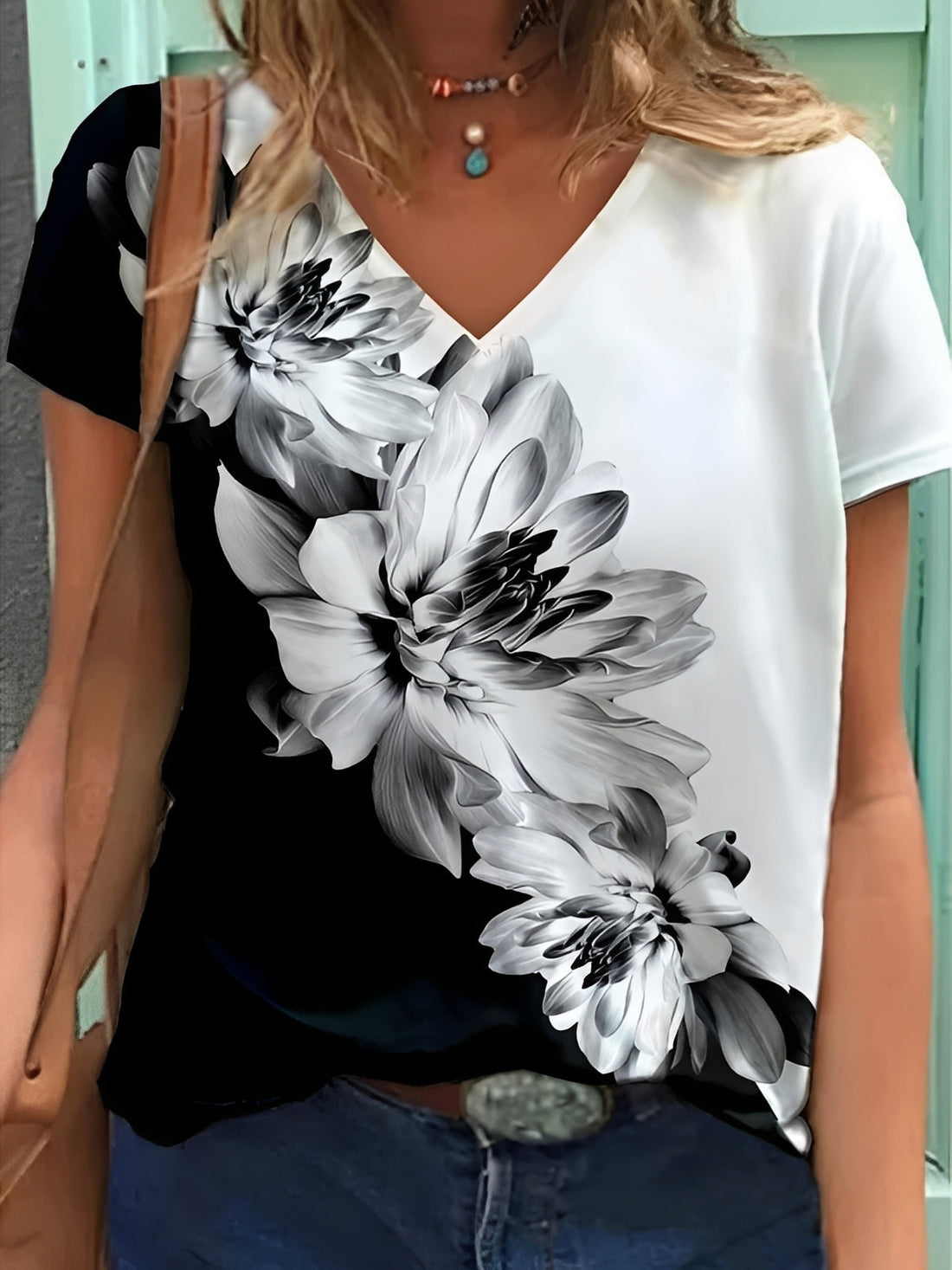 Niki - Stylowy top z kwiatowym wzorem dla kobiet