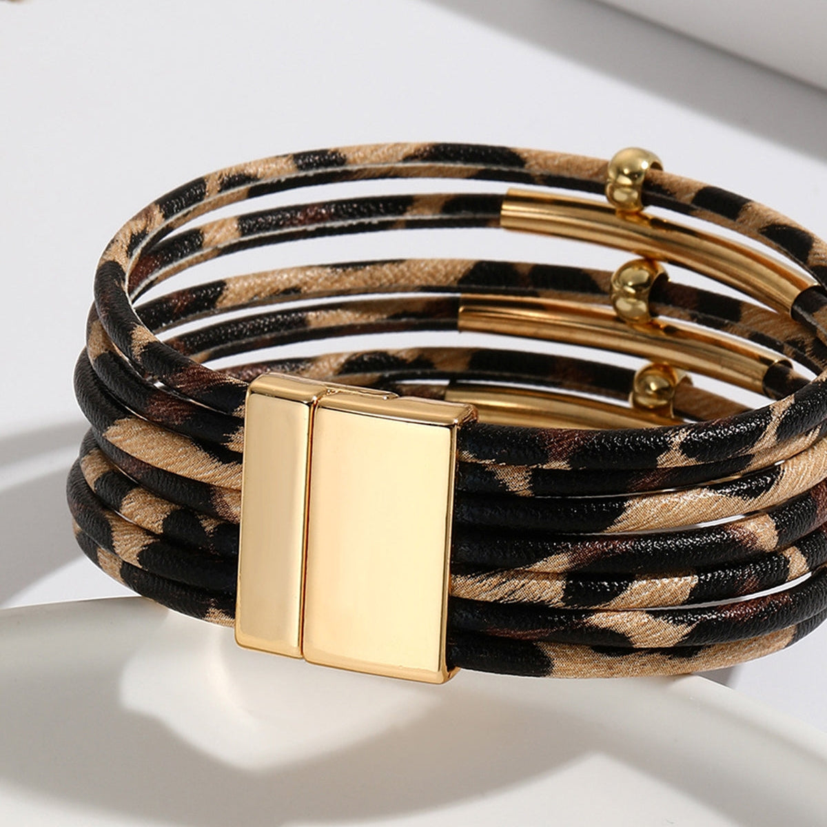Margaux – Elegancka bransoletka w panterkę