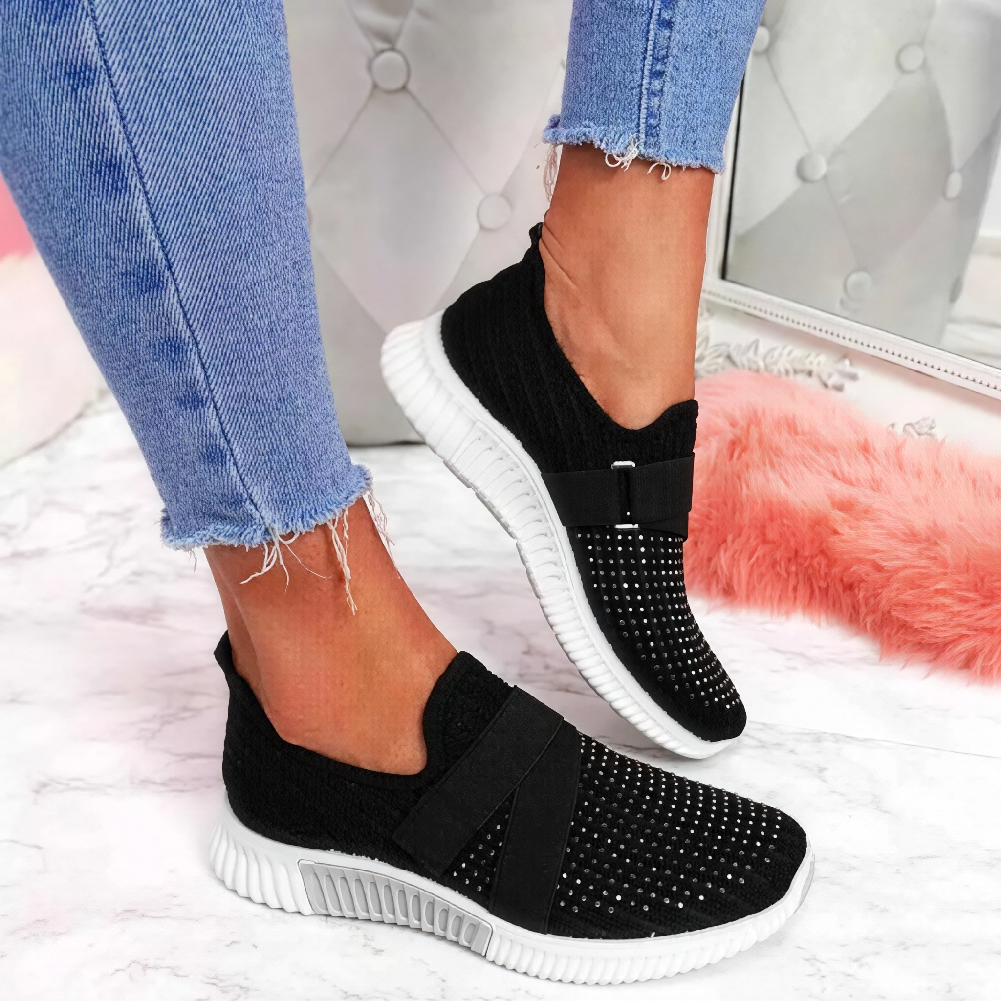 Kinsley - Łatwe do założenia sneakersy z kryształowymi wzorami