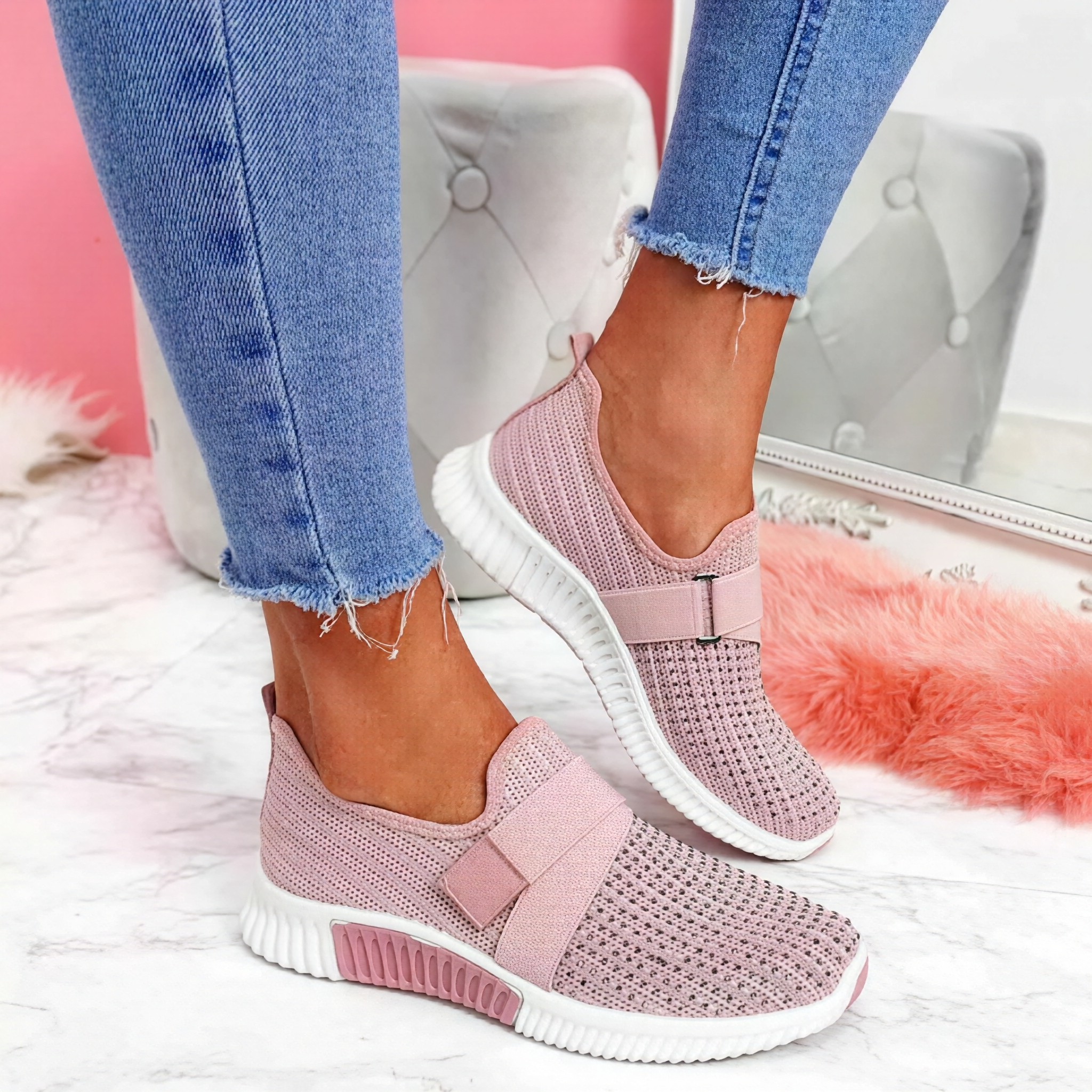 Kinsley - Łatwe do założenia sneakersy z kryształowymi wzorami