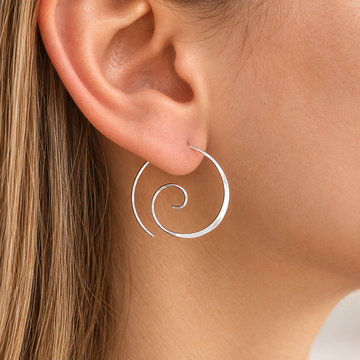 Yara – Srebrne kolczyki spiralne w stylu boho