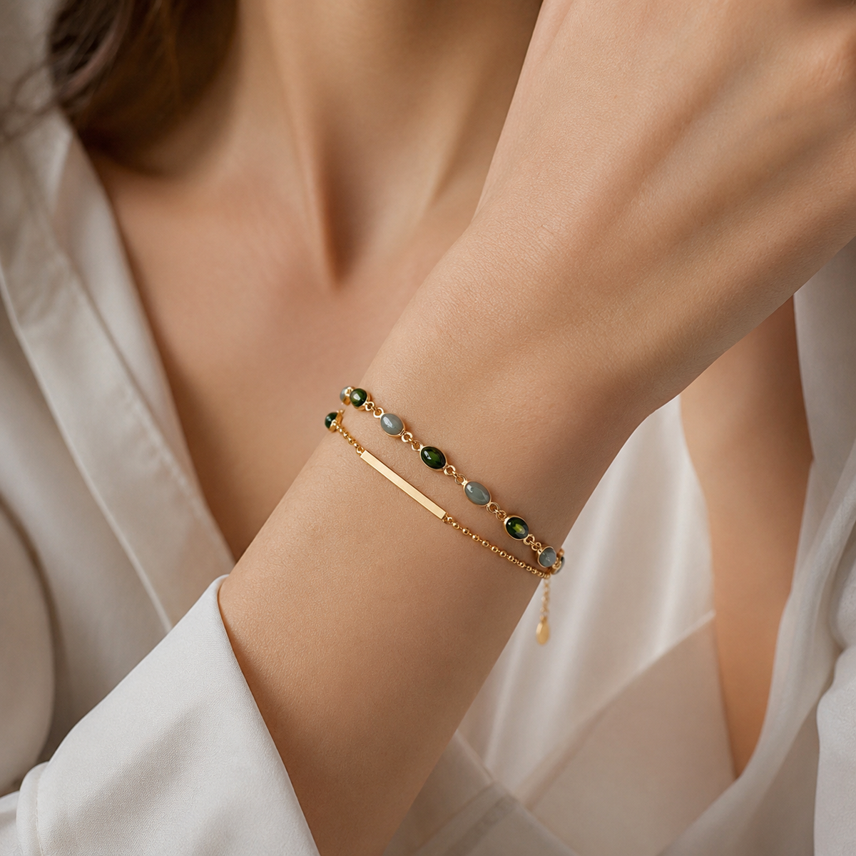 Manon – Pulsera de piedra zielonej w złocie