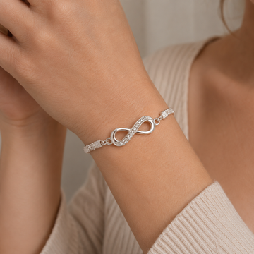 Naya – Pulsera Kobieta z symbolem Nieskończoności delikatna