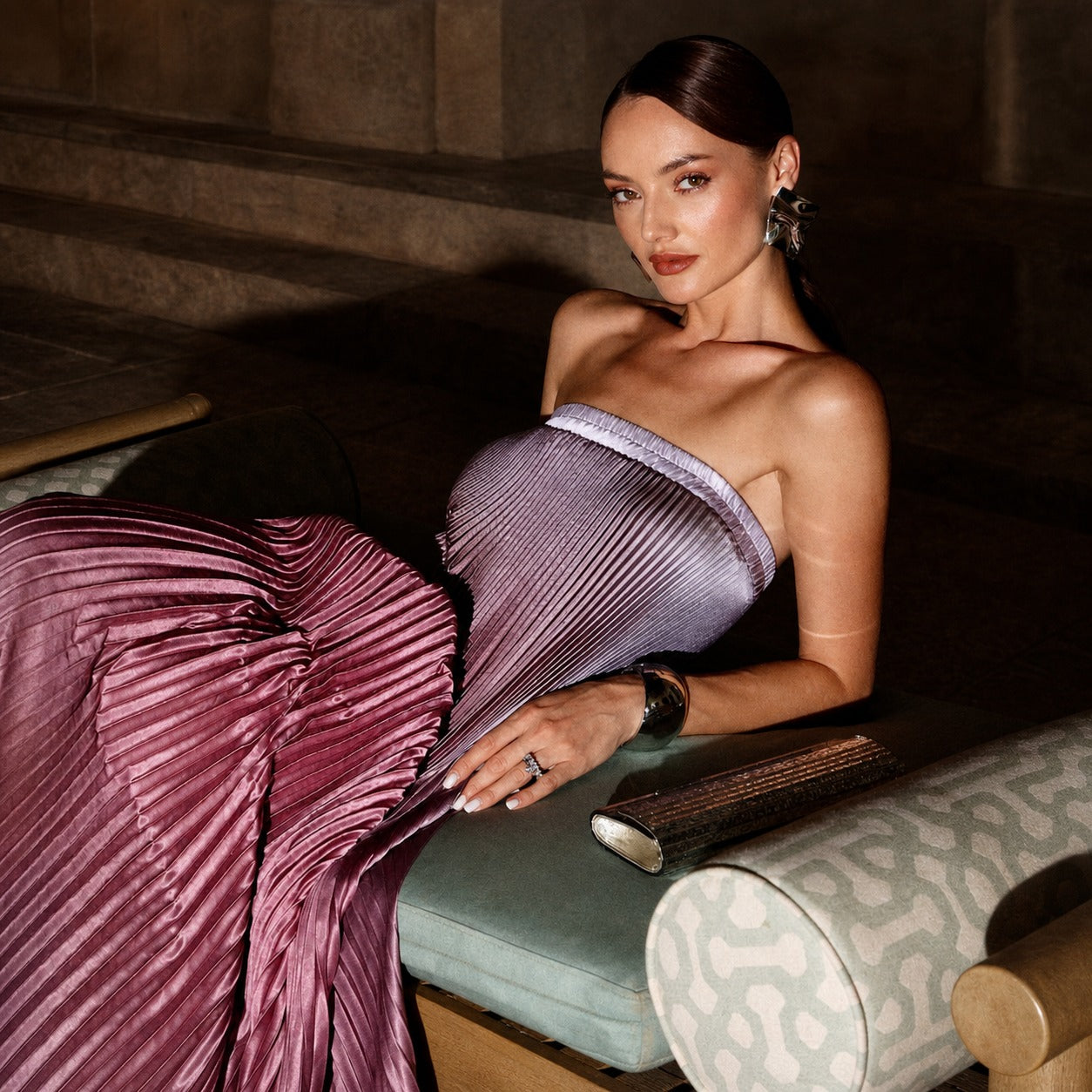 Lucia - Elegancka sukienka bez ramiączek