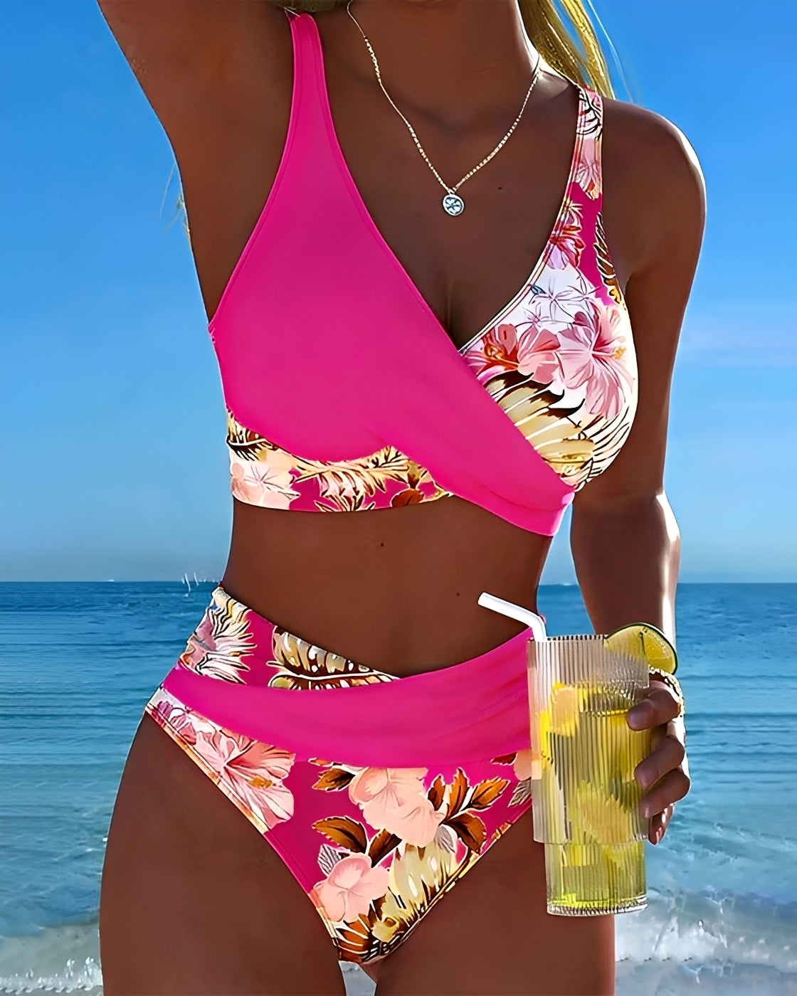 Eleri - Stylowe kwiatowe bikini