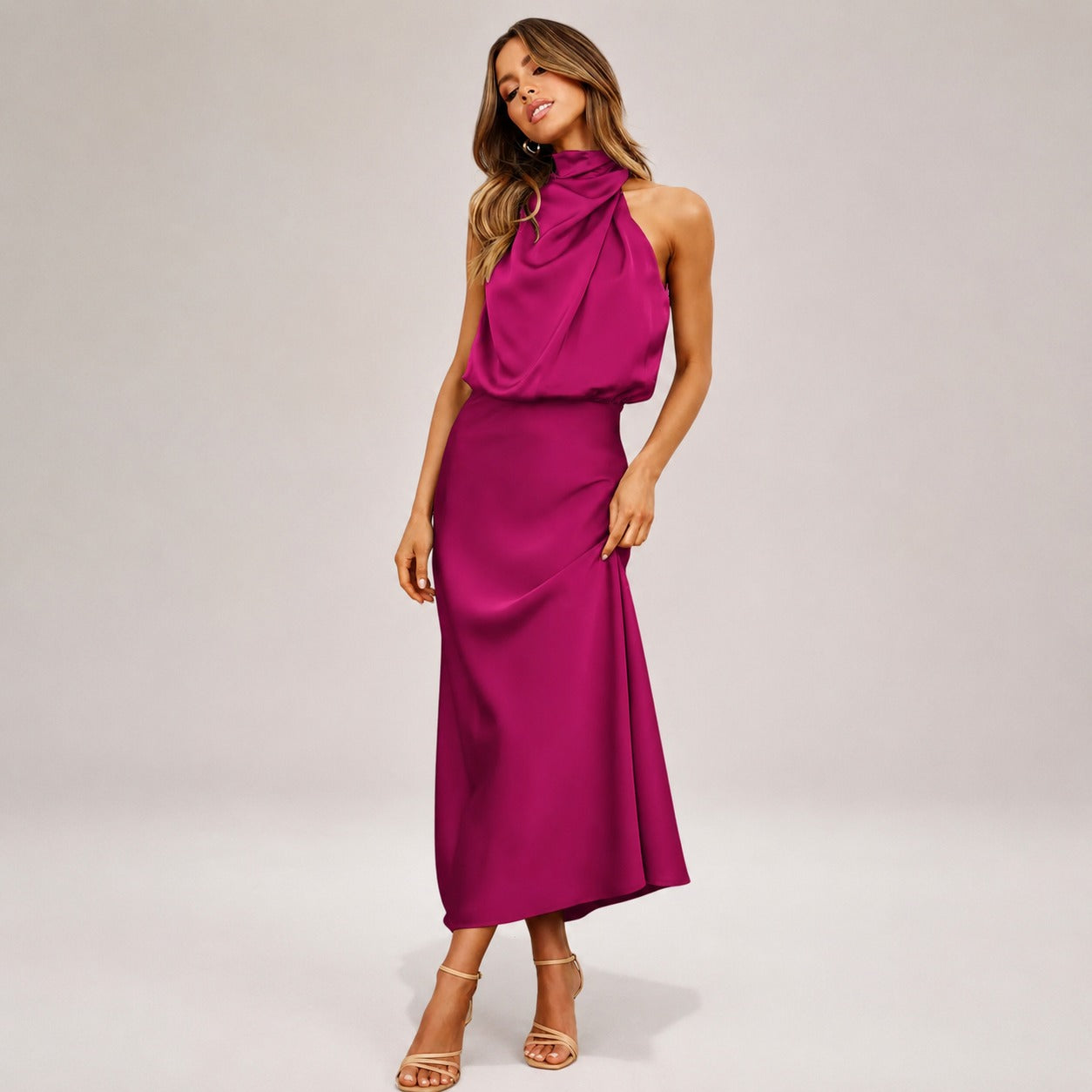 Lillie - Elegancka sukienka z dekoltem halter
