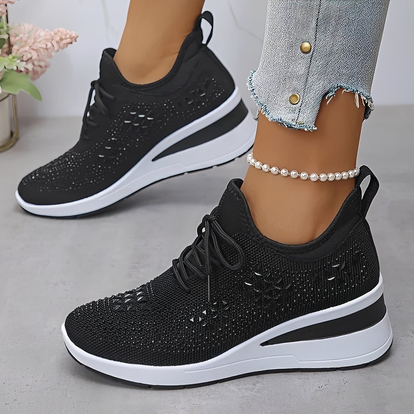 Elodie - Stylowe Wygodne Sneakersy z Detalami z Kryształków