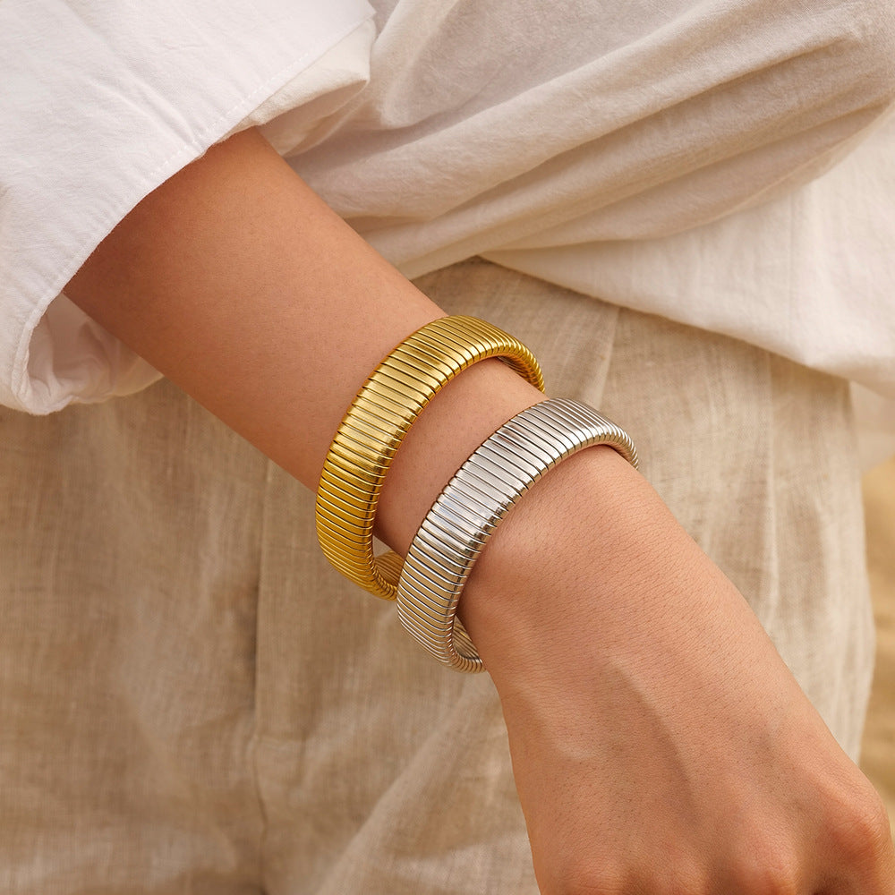 Celeste - Pulsera złota z liniami pionowymi