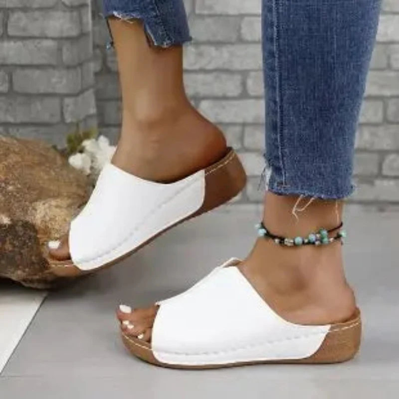 Elizabeth - Buty Sportowe z Wedge Obcasem