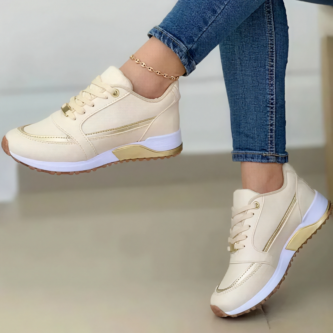 Valentina - Sneakersy na wysokim obcasie