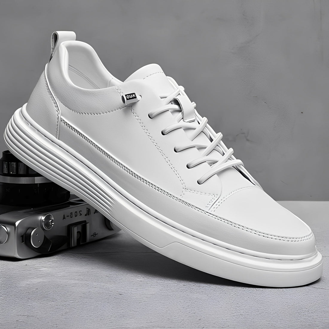 Romeo - Stylowe niskie trampki dla mężczyzn
