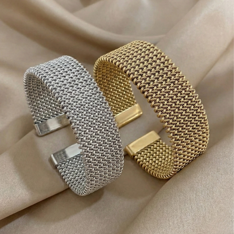 Raya – Pulsera z grawerowanym kablem