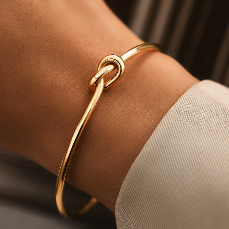 Inaya – Pulsera Vintage z Nudem Regulowanym