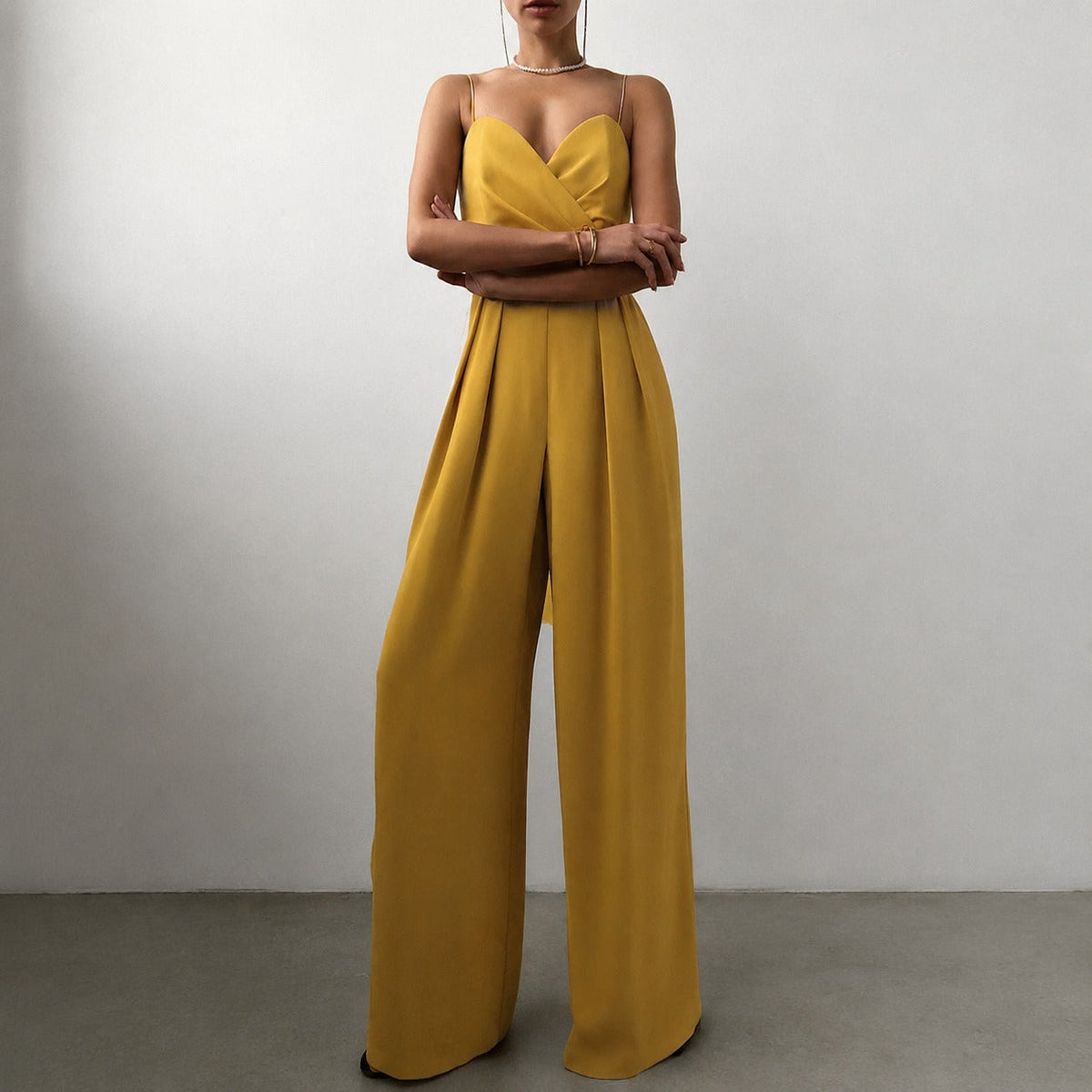 Becca - Elegancki kombinezon z wysokim stanem