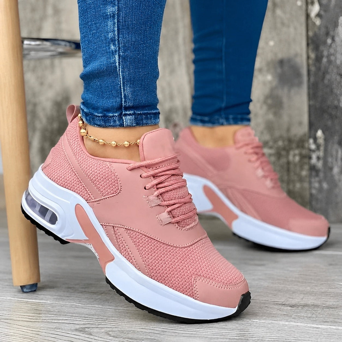 Nik - Stylowe i oddychające sportowe sneakersy