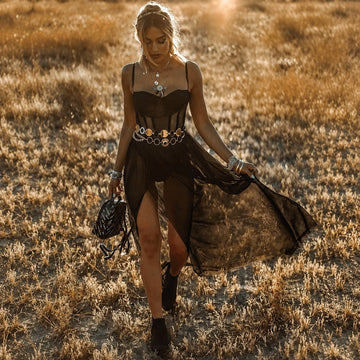 Damska sukienka retro boho – zwiewna sukienka festiwalowa na lato, wakacje i specjalne okazje