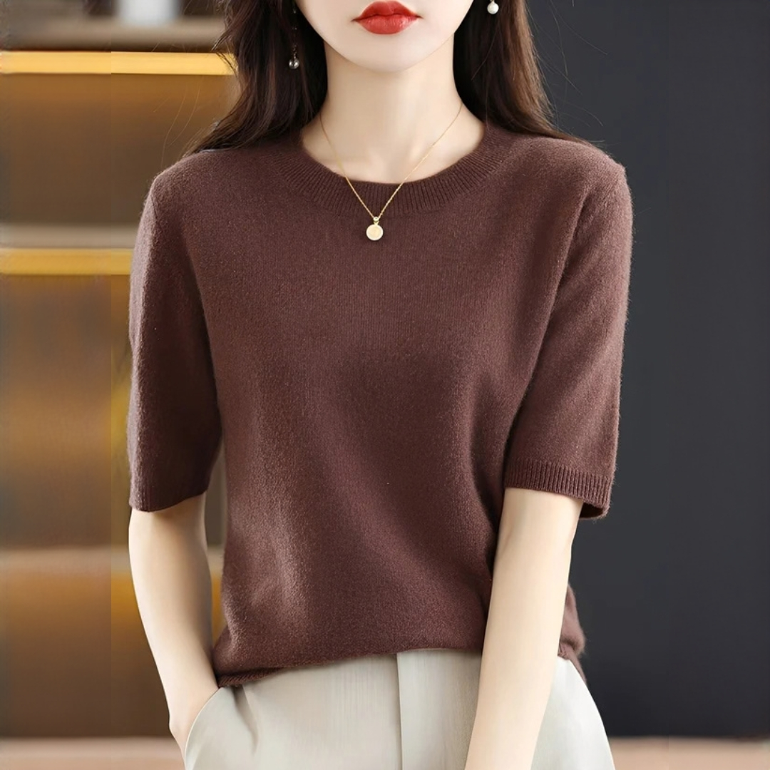 Blandine - Stylowy i delikatny T-shirt