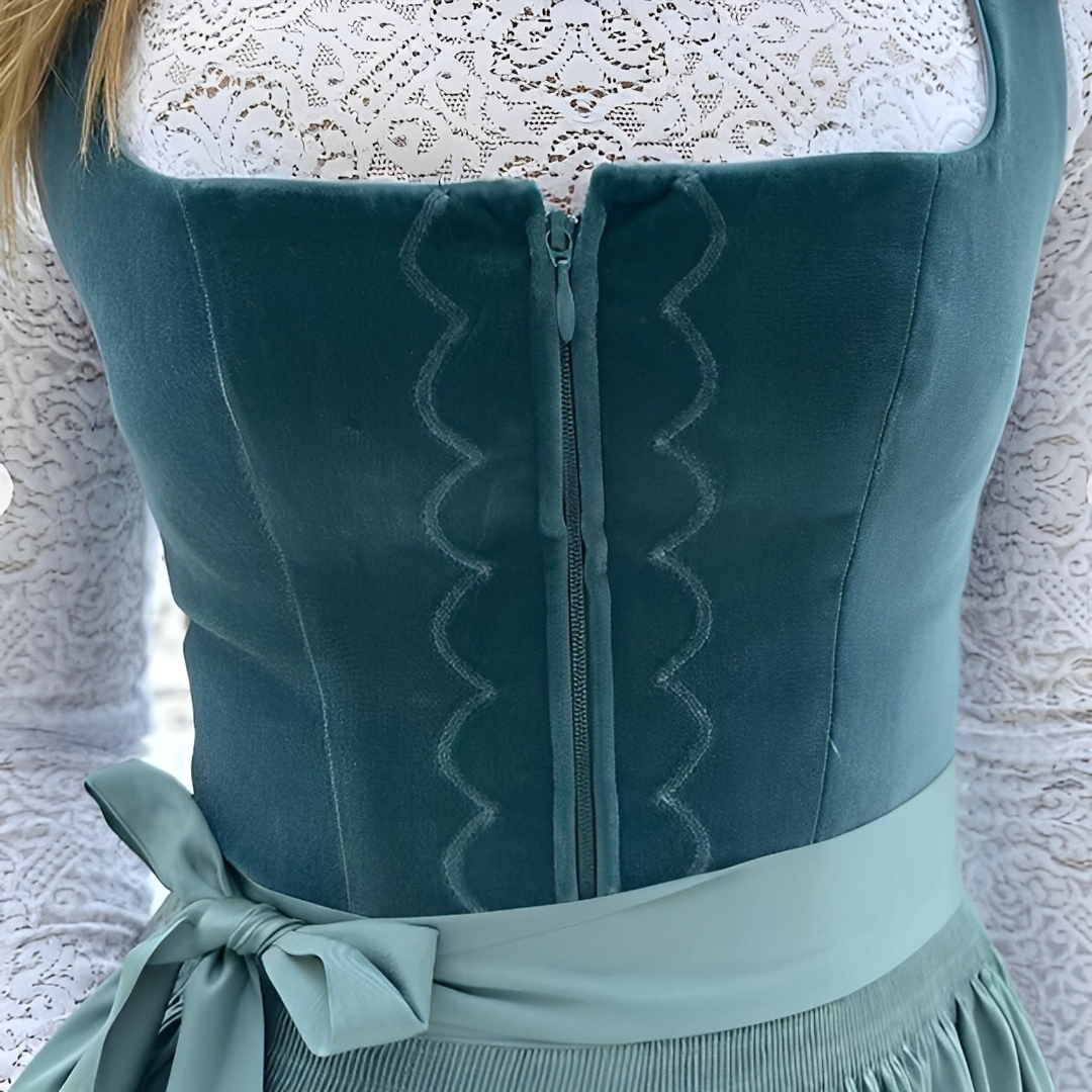 Muriel - Stylowy dirndl na Oktoberfest dla pań (bez podszewki)