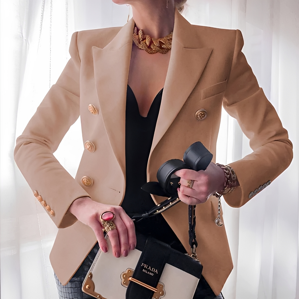 Elesa - Stylowy i elegancki blezer