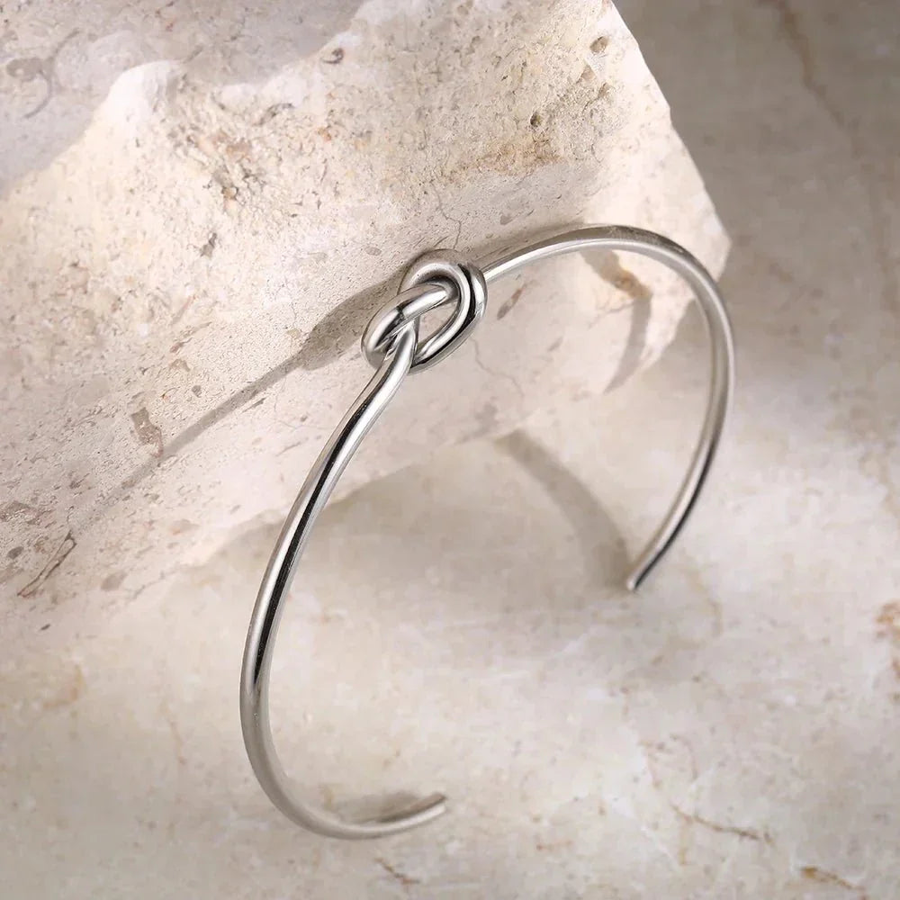Clea – Pulsera klasyczna z węzłem