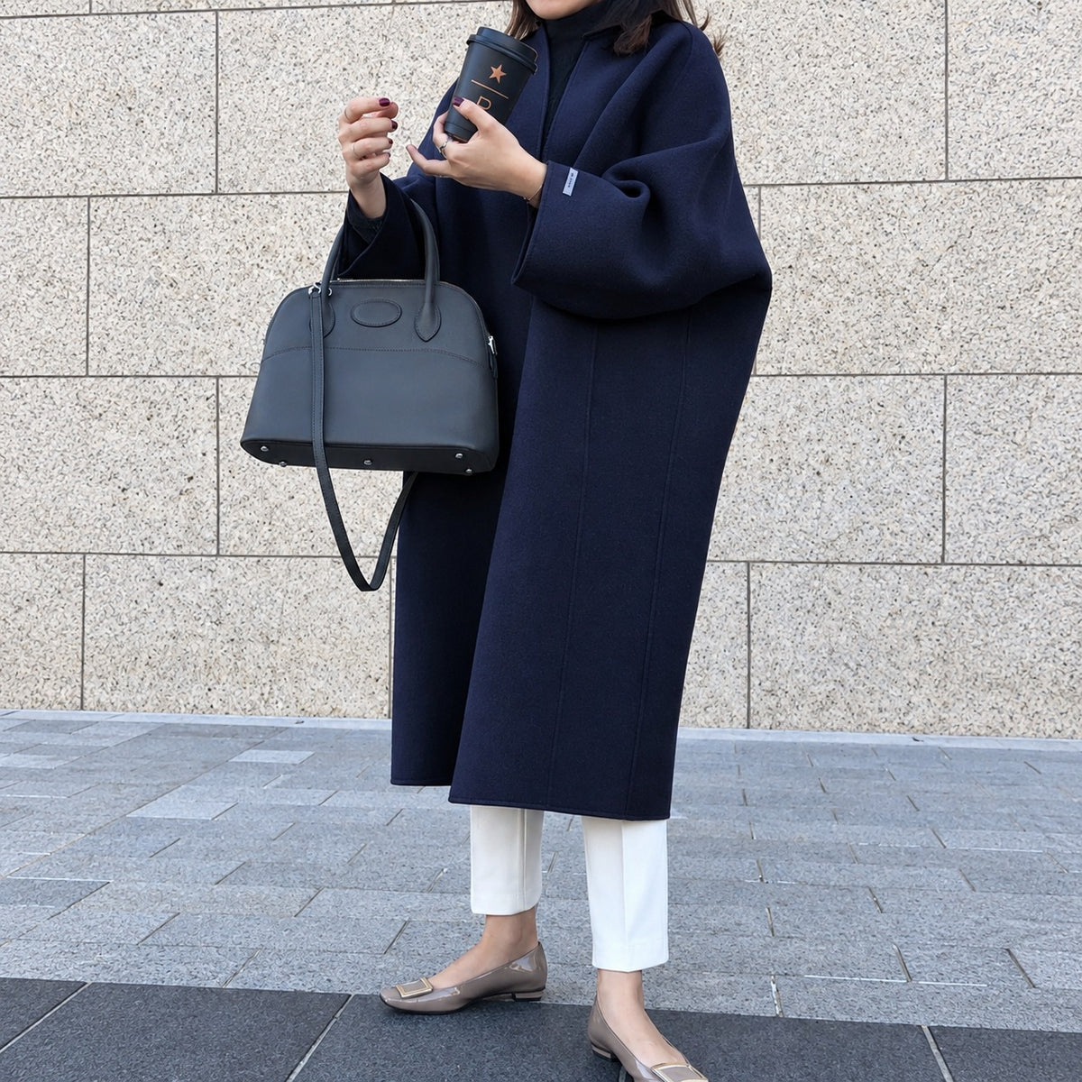 Długi damski płaszcz z rozcięciem z przodu, oversize, kimono rękawy