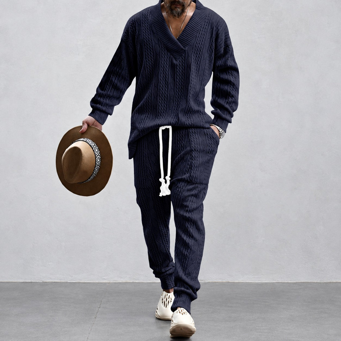 Męczny zestaw athleisure z topem z dekoltem V i spodniami z troczkami - relaxed fit