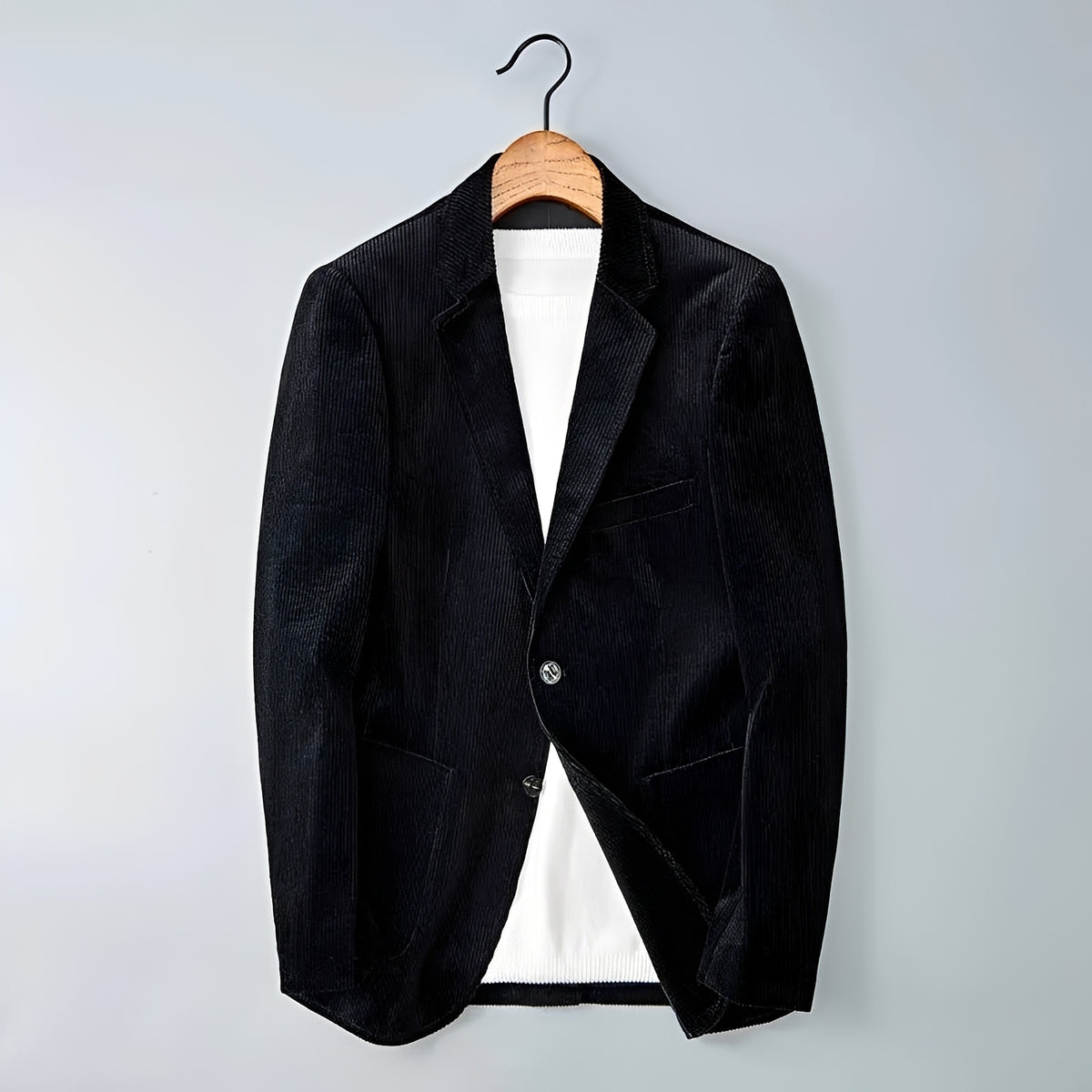 Męska marynarka dwurzędowa z klapami i dopasowanym krojem