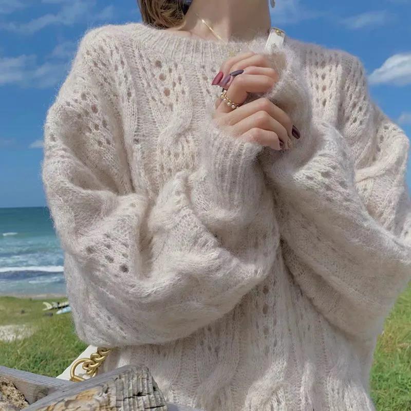 Sweter damski oversize z długim rękawem i otwartym splotem