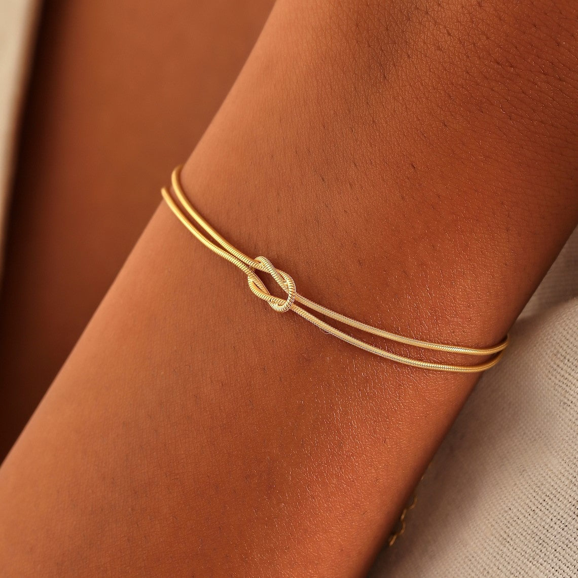 Pulsera węzłów - Pulsera węzłów z łańcuchem węża