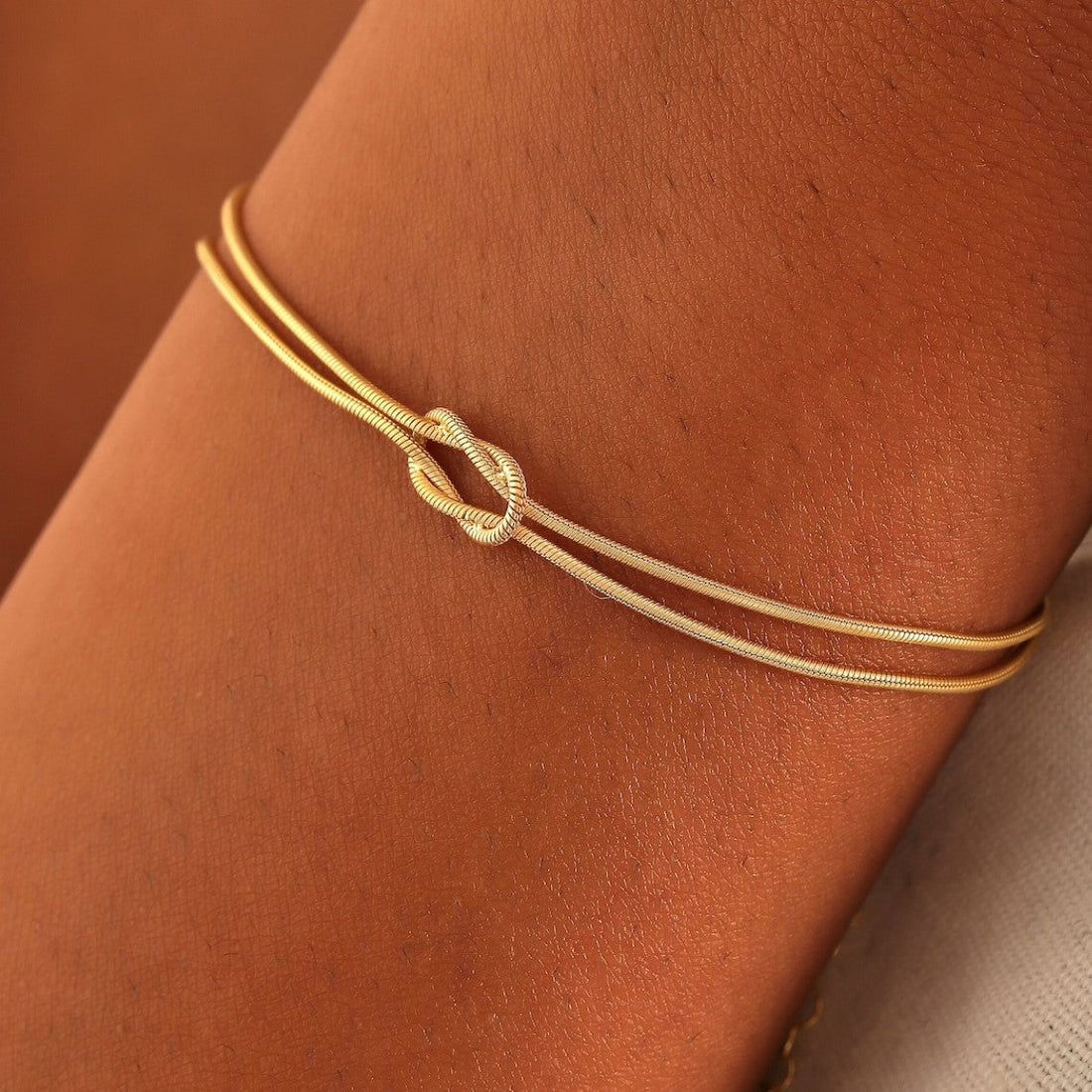 Pulsera węzłów - Pulsera węzłów z łańcuchem węża