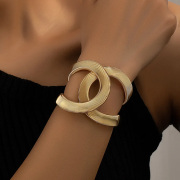 Celia – Pulsera dwukrotna elegancka w złocie