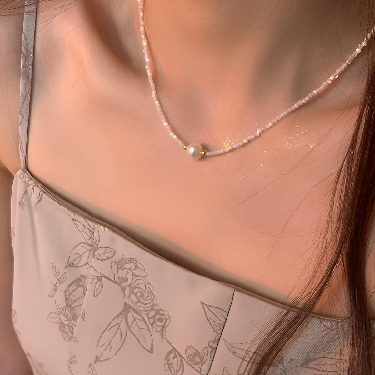 Claire – Elegancki kolczyk z perłami