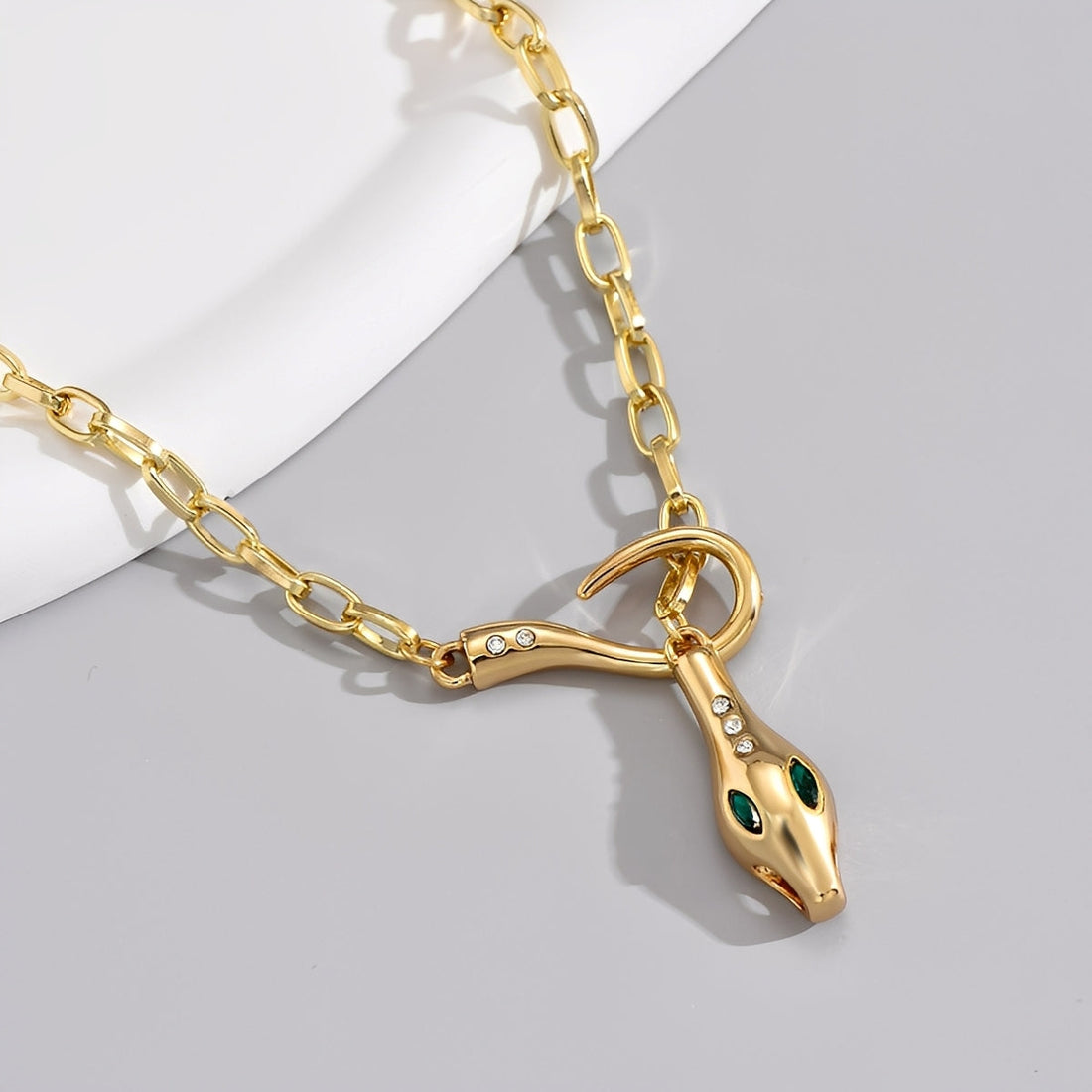 Celia – Kolczyk z łańcucha wężowego z strass
