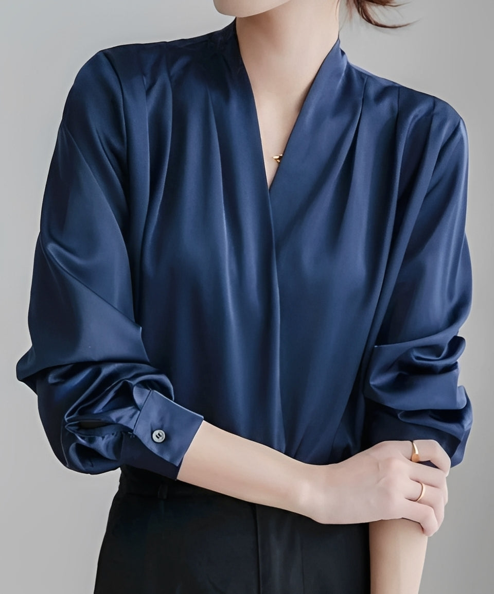 Isabel - Elegancki top z dekoltem w serek